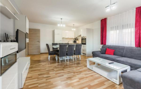 Stunning Apartment In Medulin With Wifi